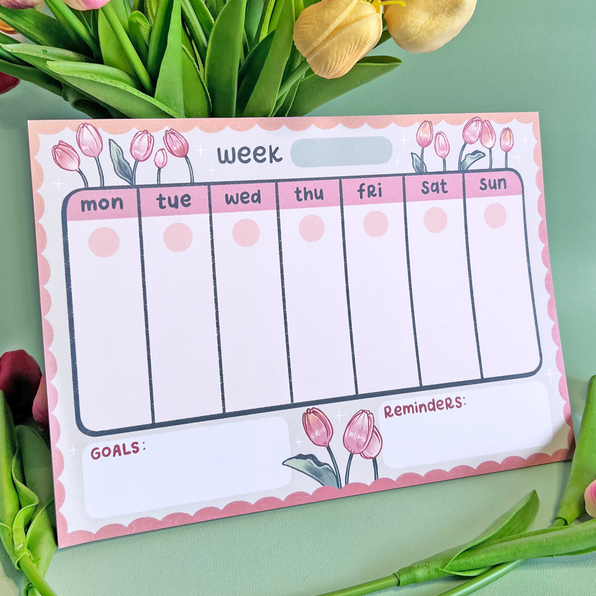 Tulips A4 Weekly Notepad